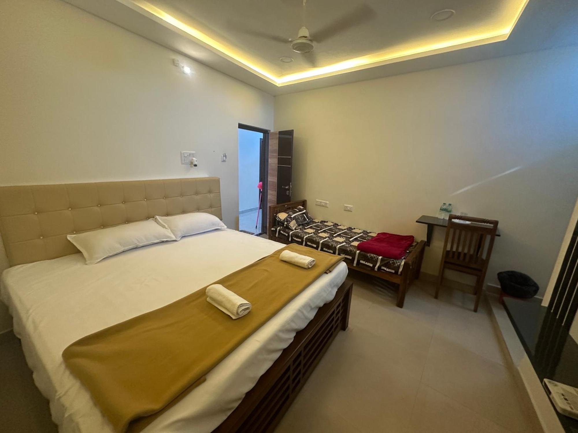 Mahadeepam Residency Villa Tiruvannamalai Luaran gambar